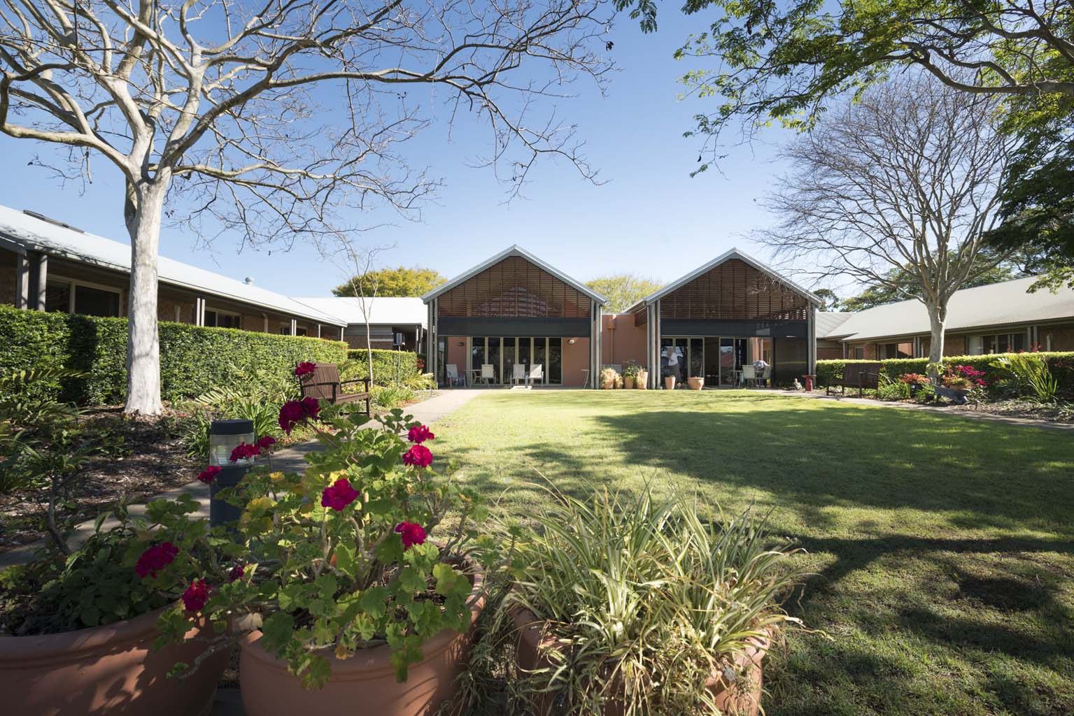https://www.regis.com.au/site/wp-content/uploads/2016/04/Regis-Salisbury-Garden.jpg