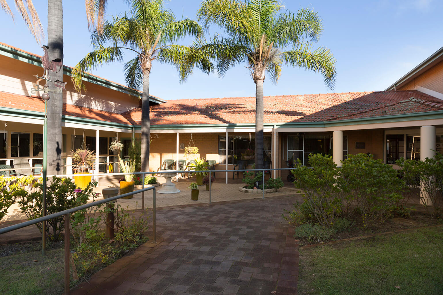 https://www.regis.com.au/site/wp-content/uploads/2016/04/Regis-Weston.jpg