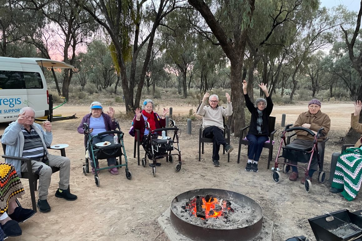 https://www.regis.com.au/site/wp-content/uploads/2021/05/Group-waving-1160x772.jpg