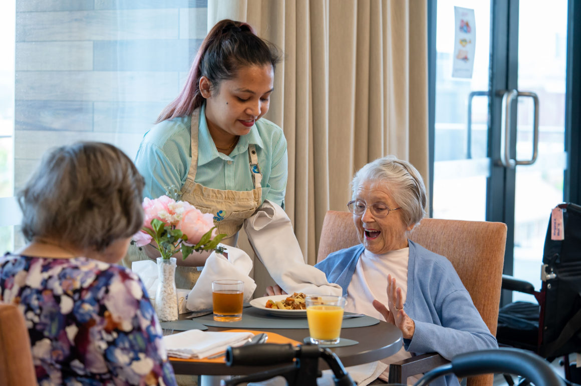 https://www.regis.com.au/site/wp-content/uploads/2022/05/Regis-Catering-Summer-Menu-37-of-66-1160x772.jpg