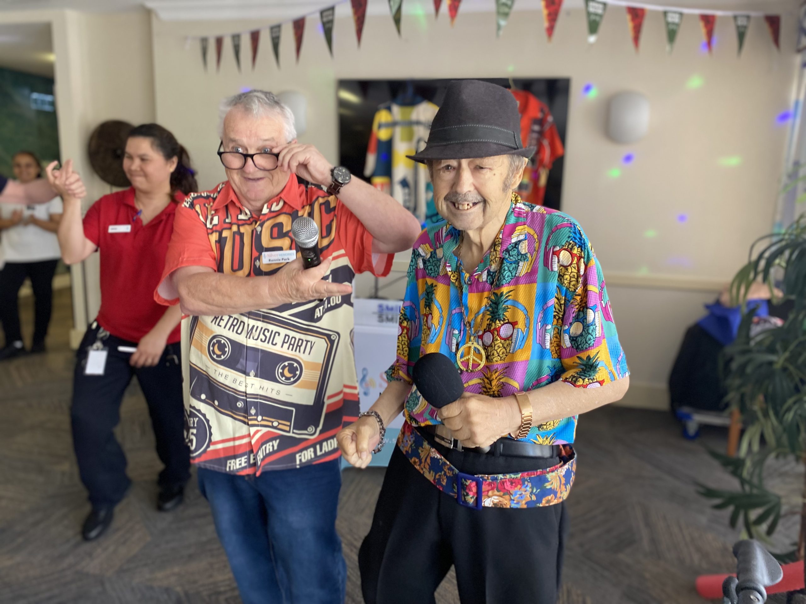 Graeme and Ronnie - Silver Memories - Sandgate Lucinda